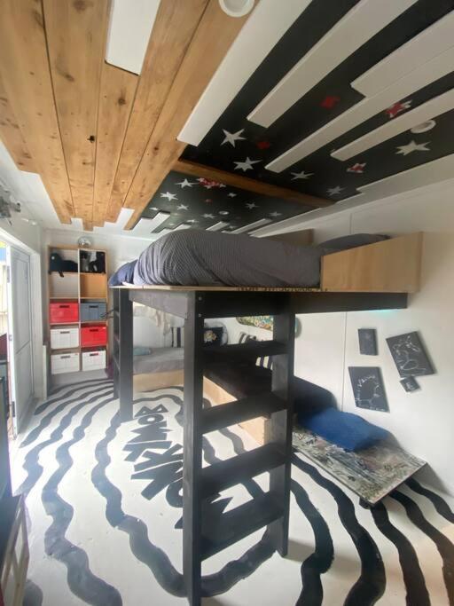 Electric Waihi Beach House - Family & Dog Friendly, Close To Beach, Pool Table, Outdoor Fire Room, Skate Ramp Bowentown 外观 照片